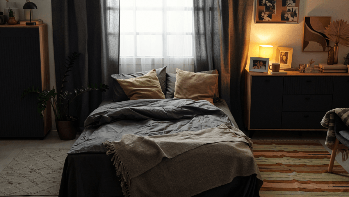 Why Making Your Bed First Thing In The Morning Could Be A Big Mistake